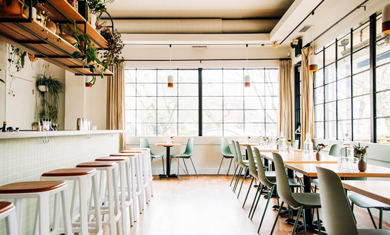 THE ART OF RESTAURANT BARSTOOL PAIRING